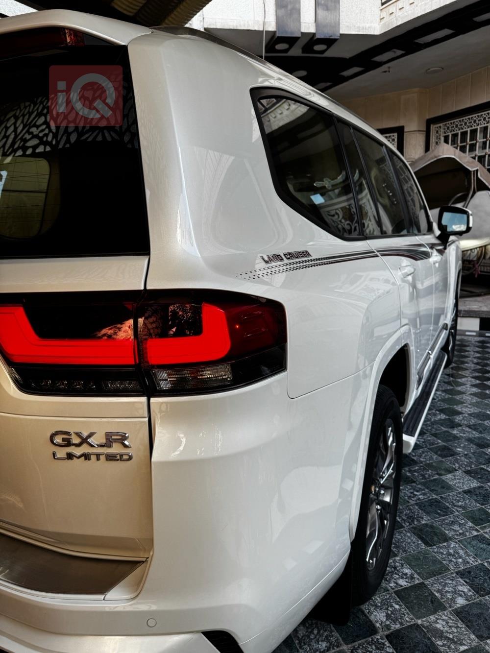 تويوتا لاندكروزر